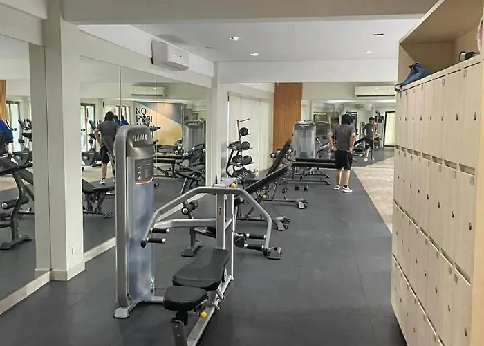 Field Residences - Amaris Residences By Sinsanos Apartahotel *