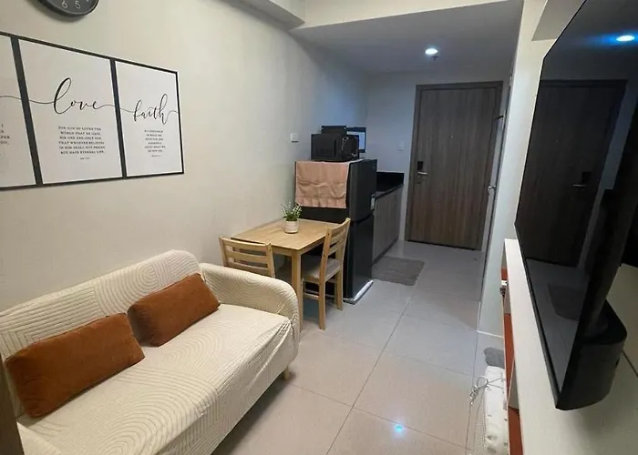 Field Residences - Amaris Residences By Sinsanos Apartahotel *